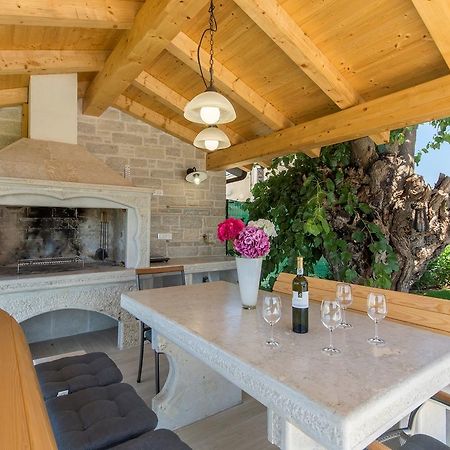 Villa Contessa Poreč Eksteriør billede